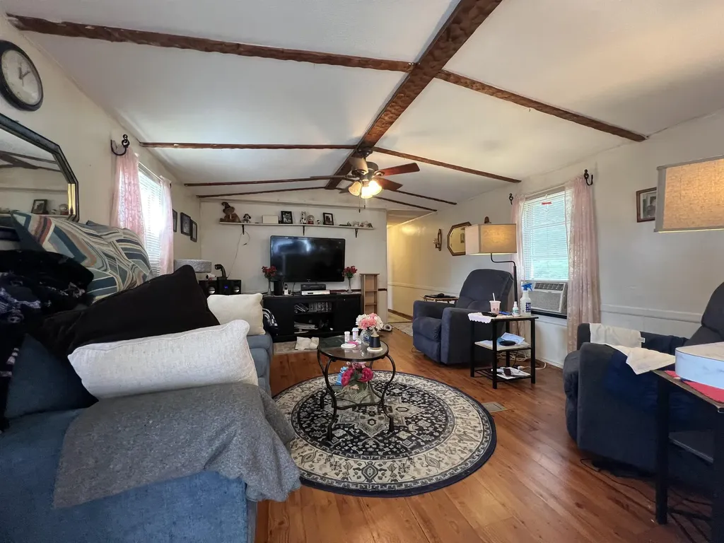 72 Bowman Road Alton NH 03809