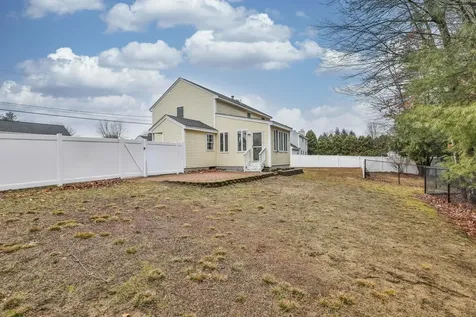 54 Vandora Drive Manchester NH 03103