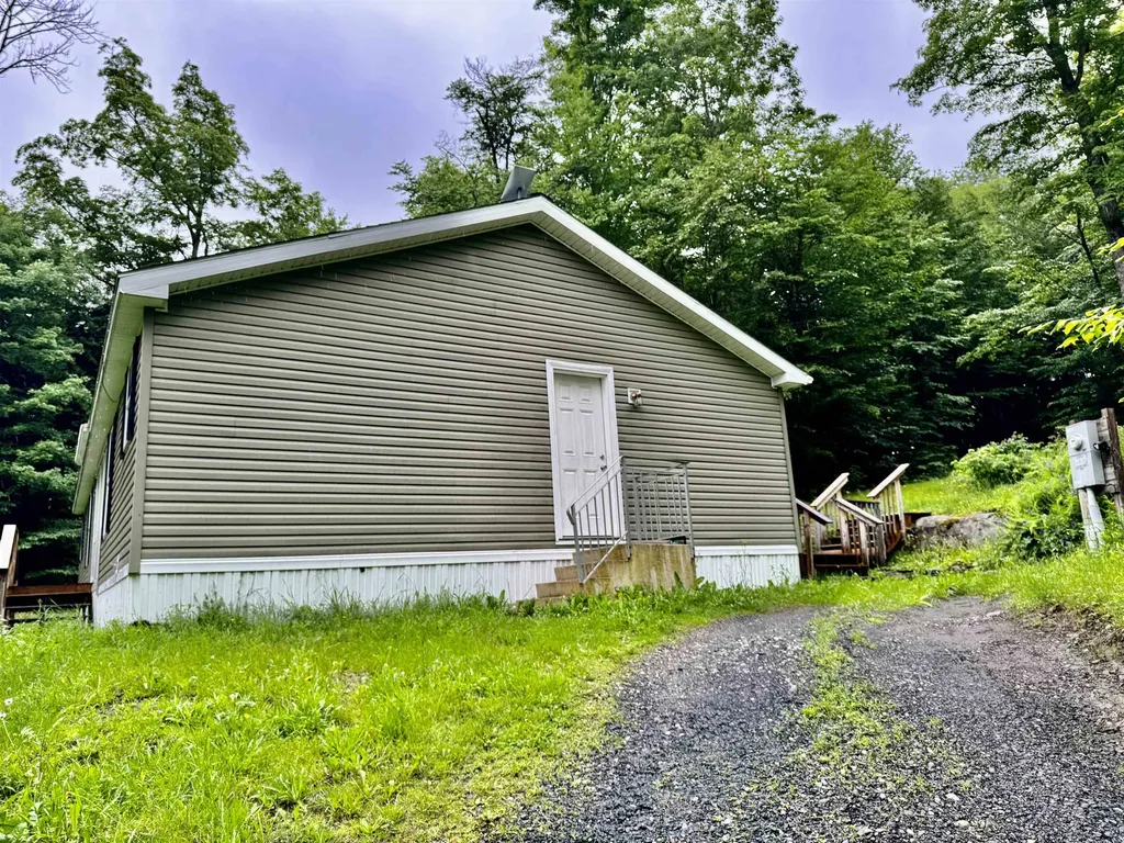 7145 County Road Calais VT 05648