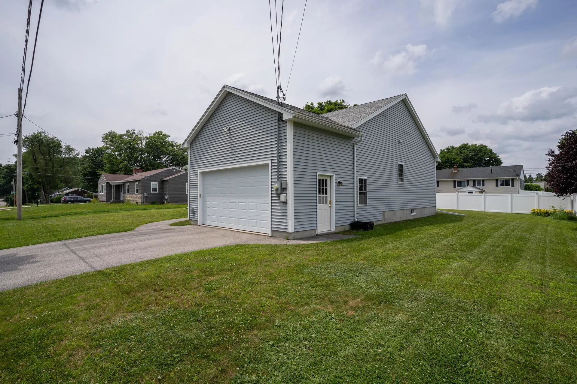5 Nola Avenue Rochester NH 03867