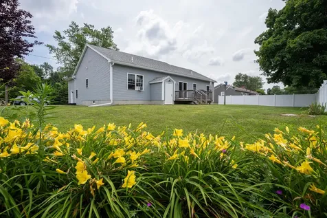 5 Nola Avenue Rochester NH 03867
