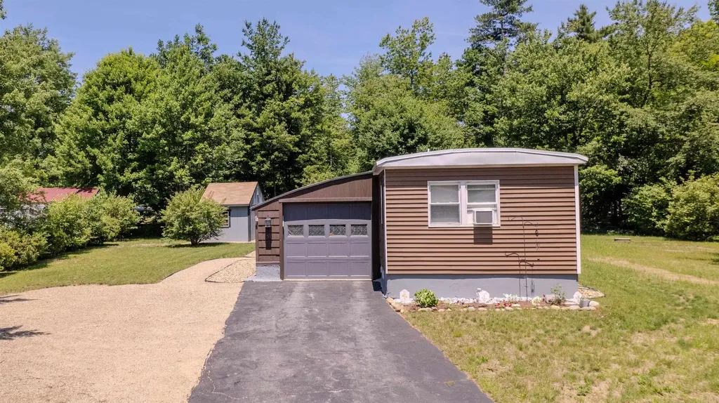 51 Maple Drive Rindge NH 03461