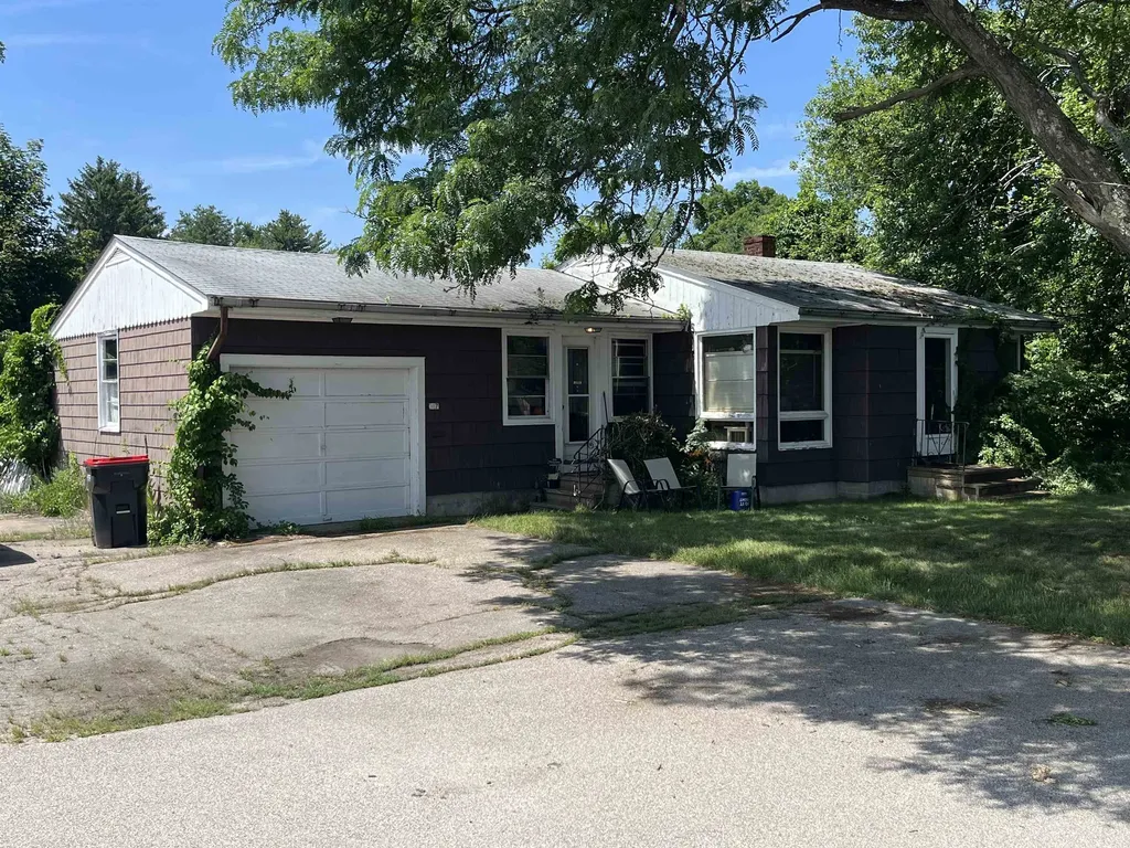143 State Road Kittery ME 03904