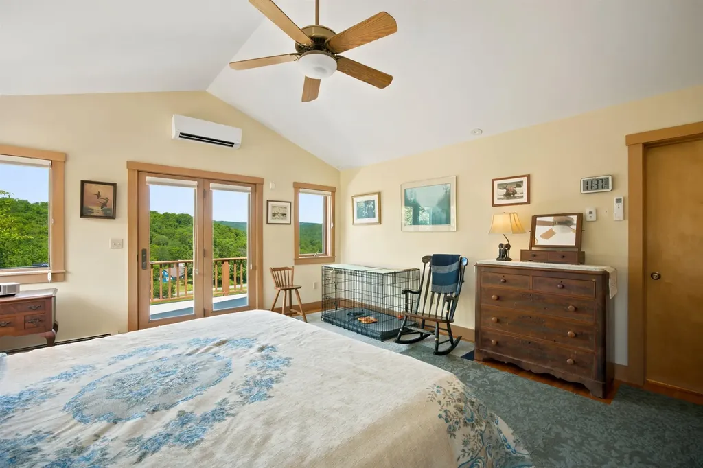 55 County Road Hartland VT 05089