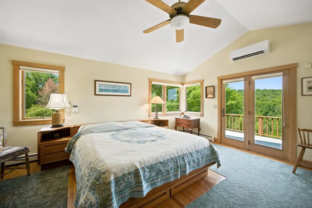 55 County Road Hartland VT 05089