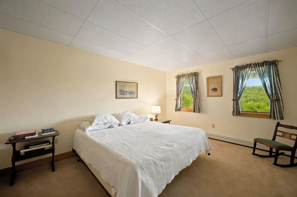 55 County Road Hartland VT 05089