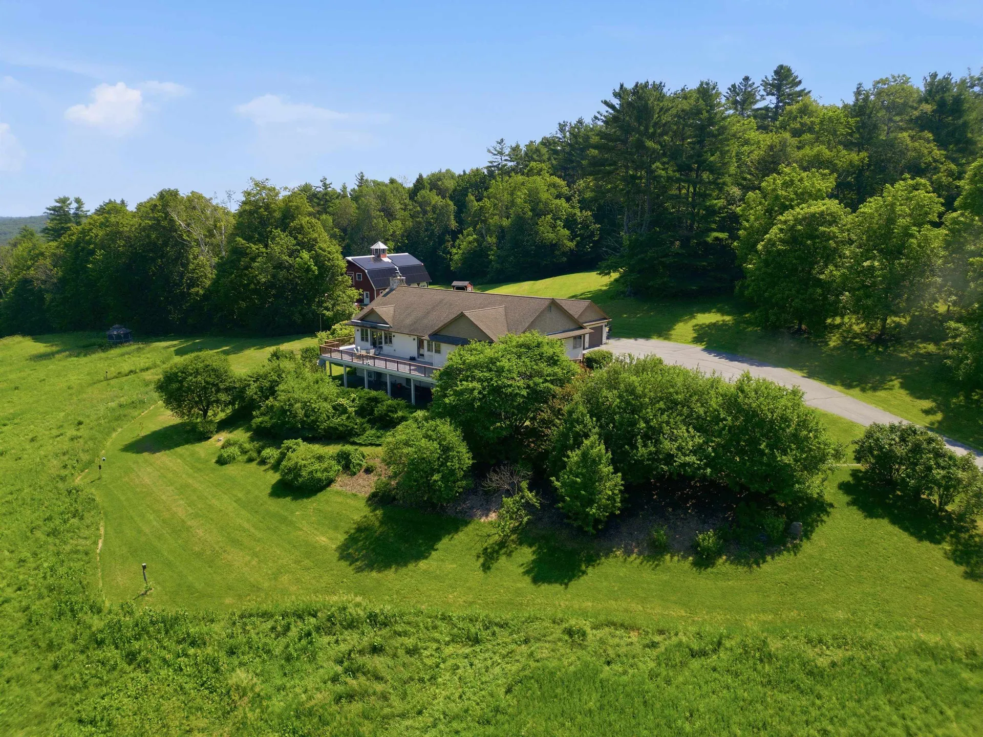 55 County Road Hartland VT 05089