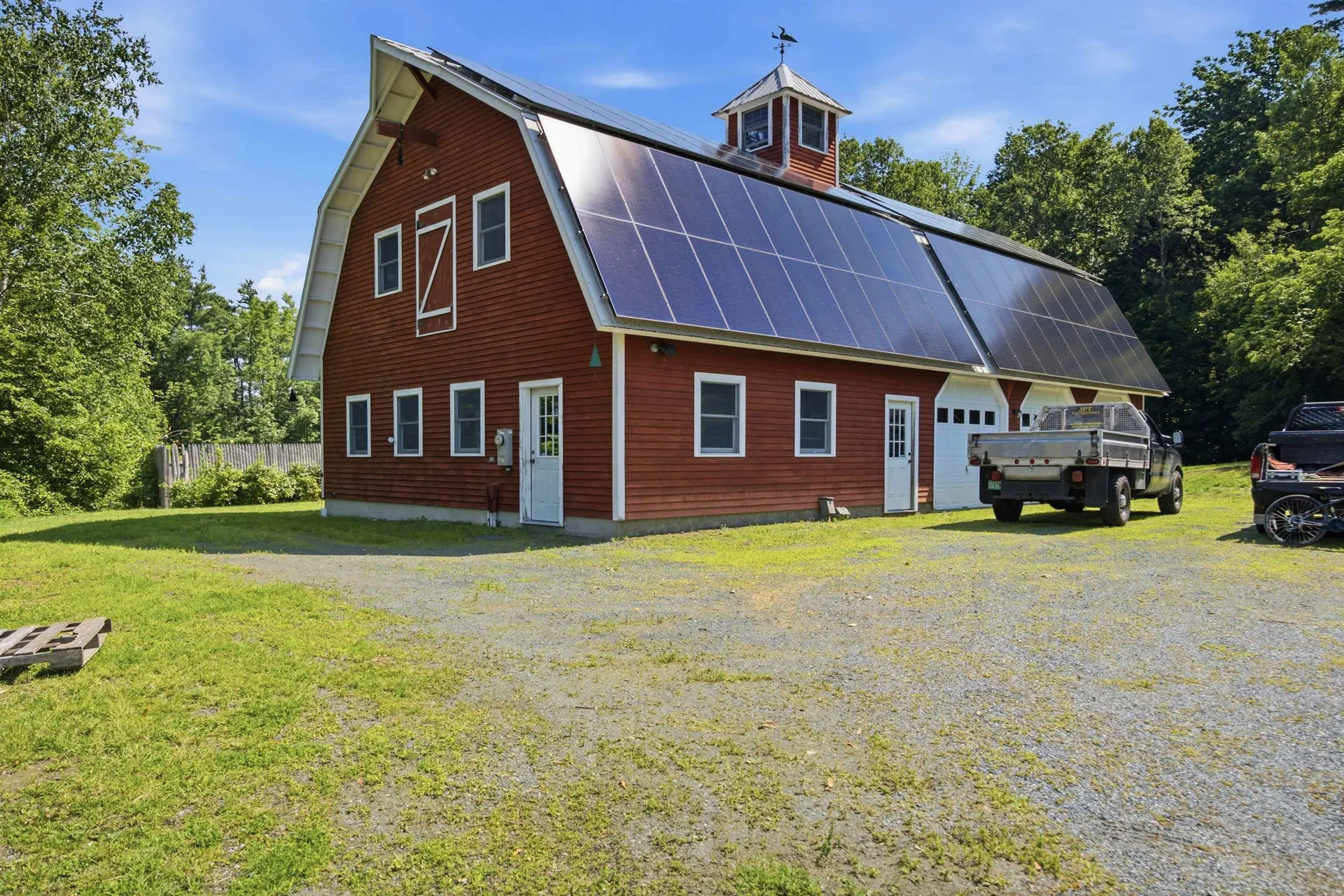 55 County Road Hartland VT 05089