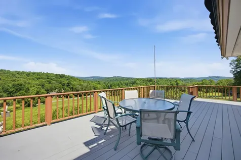 55 County Road Hartland VT 05089