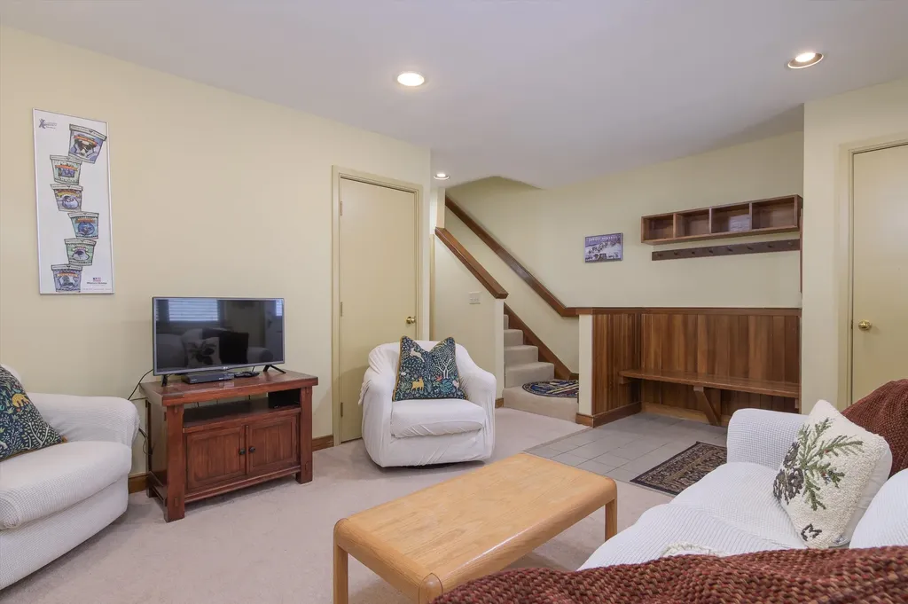 1-C Townhouse Square Dover VT 05356