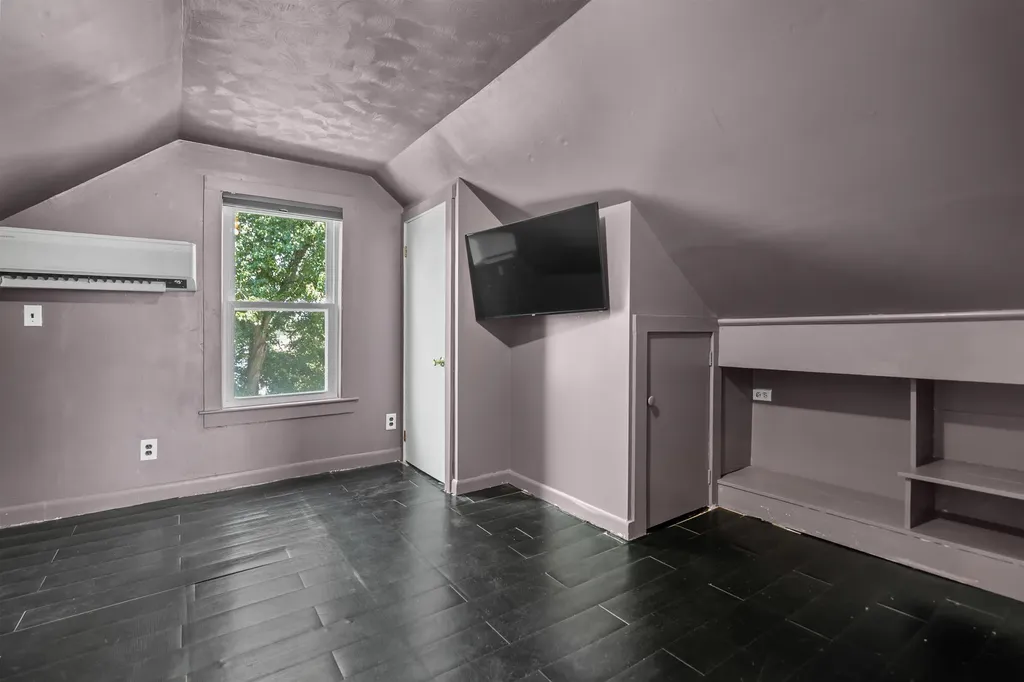 18 Warren Avenue Goffstown NH 03045