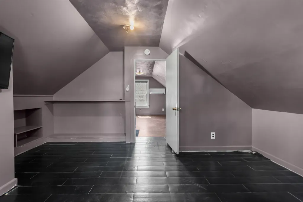 18 Warren Avenue Goffstown NH 03045