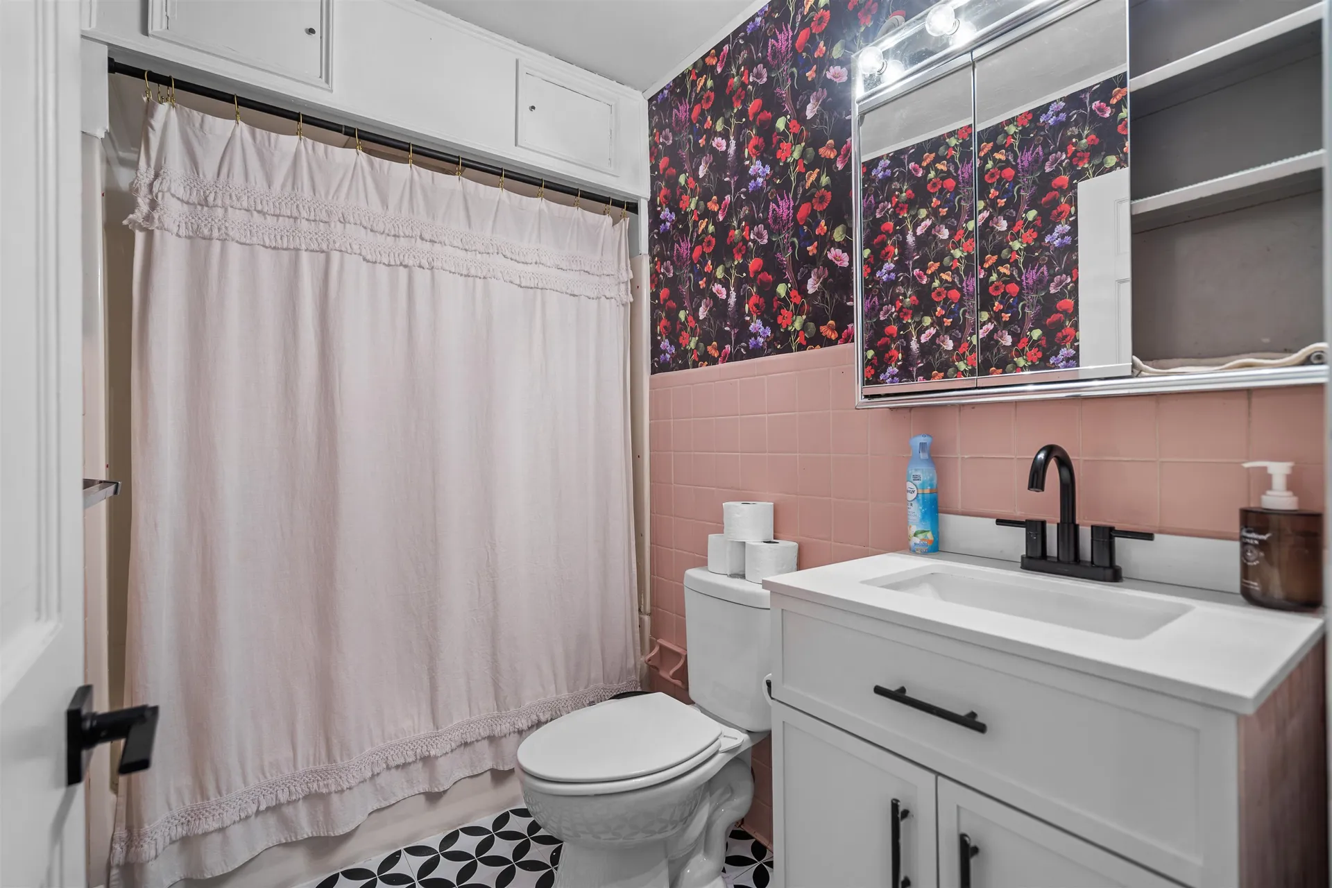 18 Warren Avenue Goffstown NH 03045