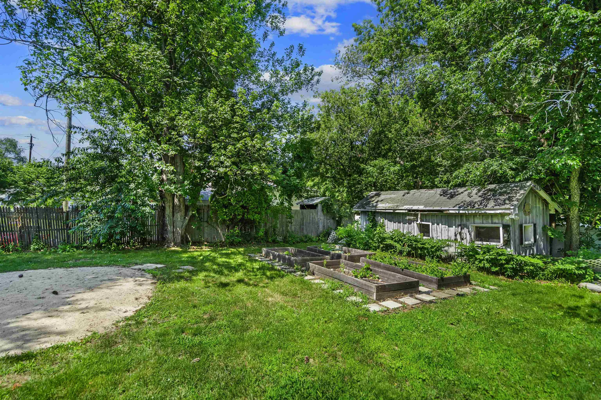 18 Warren Avenue Goffstown NH 03045