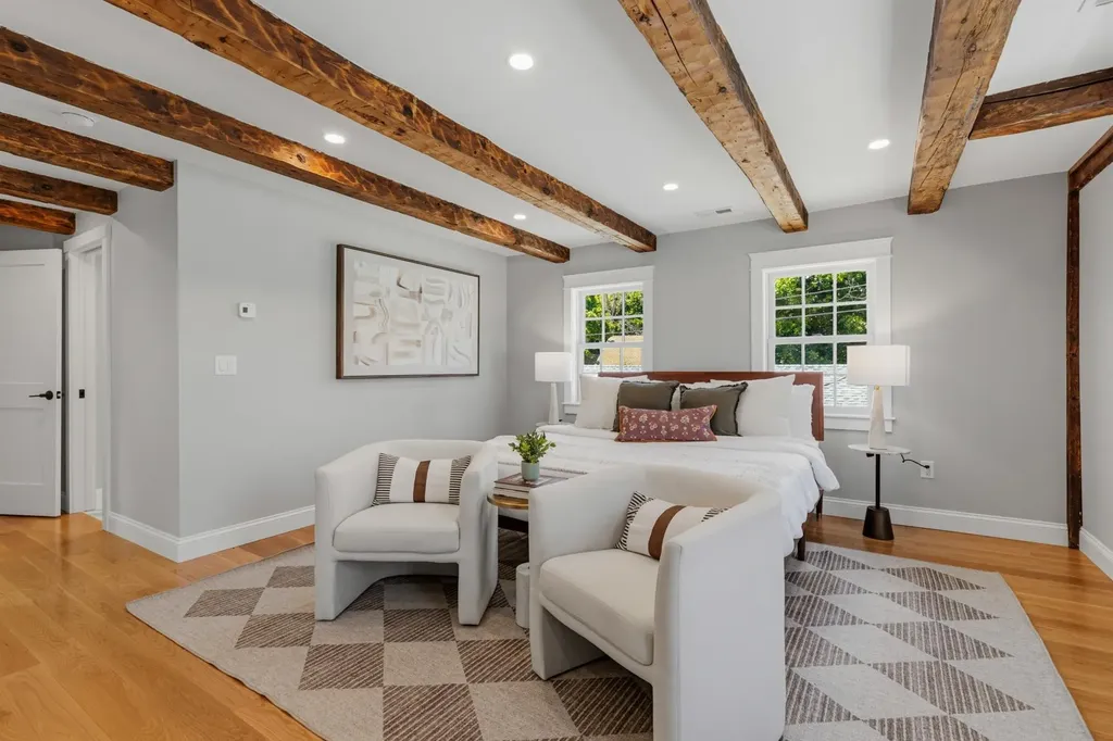 6 Dearborn Street Portsmouth NH 03801