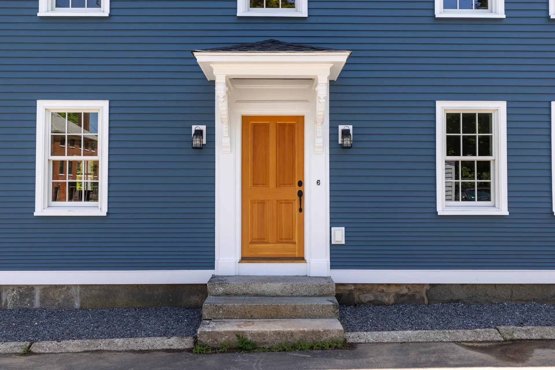 6 Dearborn Street Portsmouth NH 03801