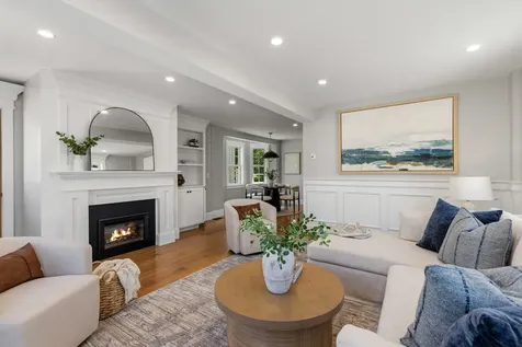 6 Dearborn Street Portsmouth NH 03801