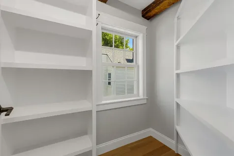 6 Dearborn Street Portsmouth NH 03801