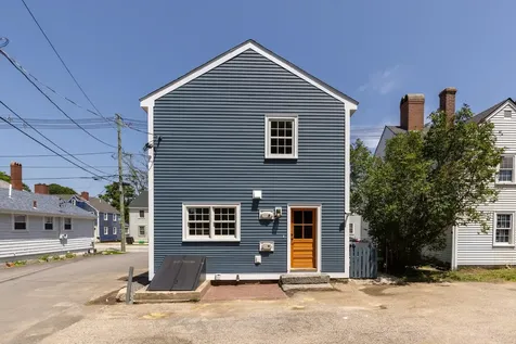 6 Dearborn Street Portsmouth NH 03801