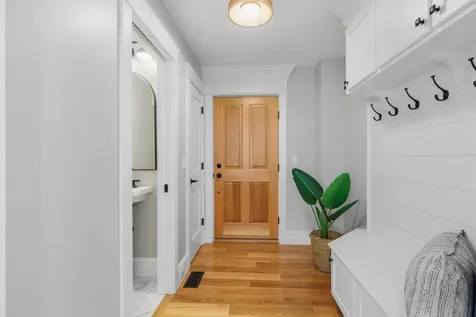 6 Dearborn Street Portsmouth NH 03801