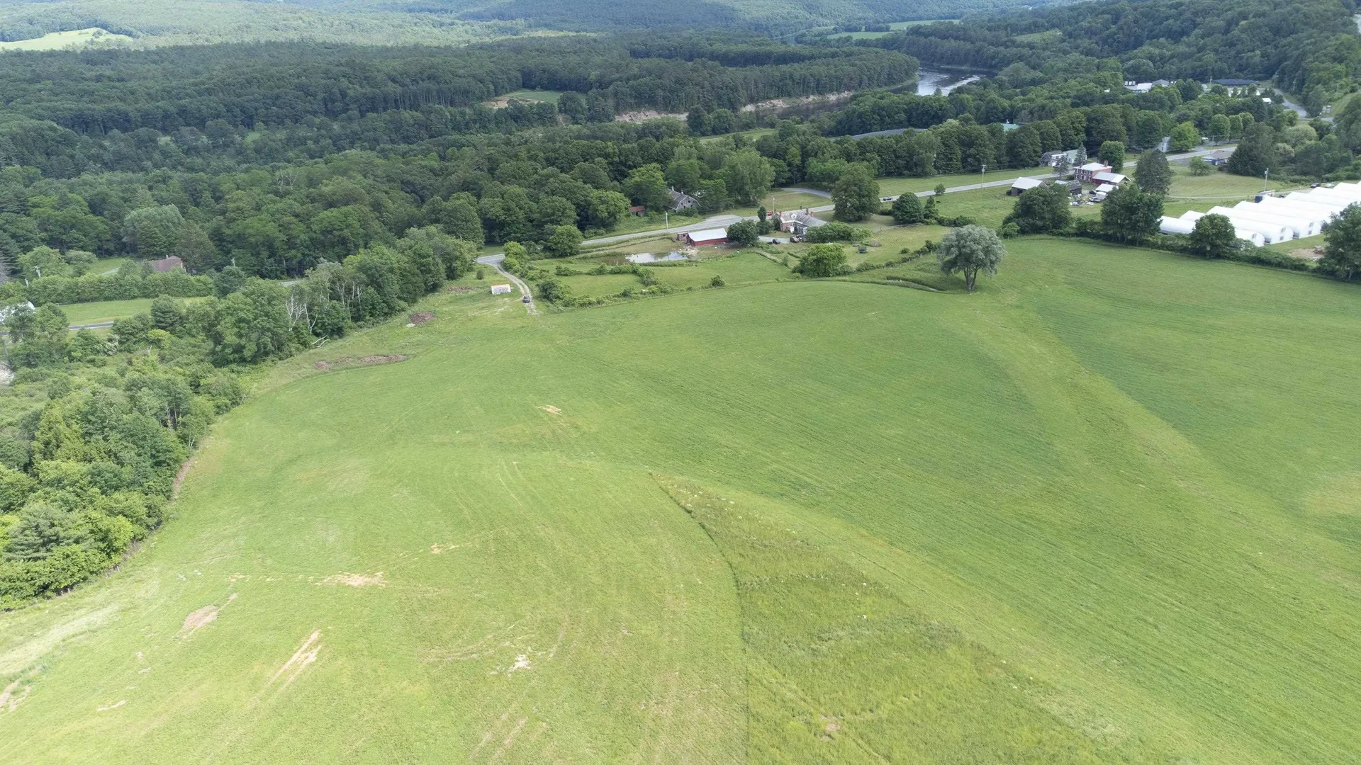 1 Us Route 5 Hartland VT 05048