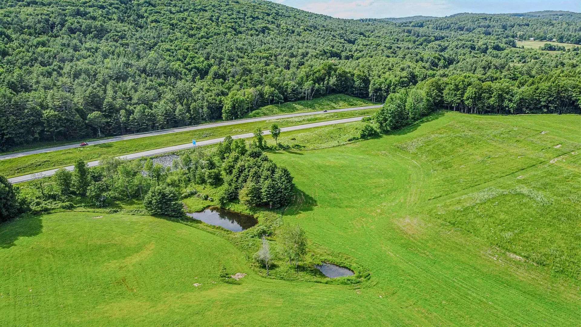 1 Us Route 5 Road Hartland VT 05048