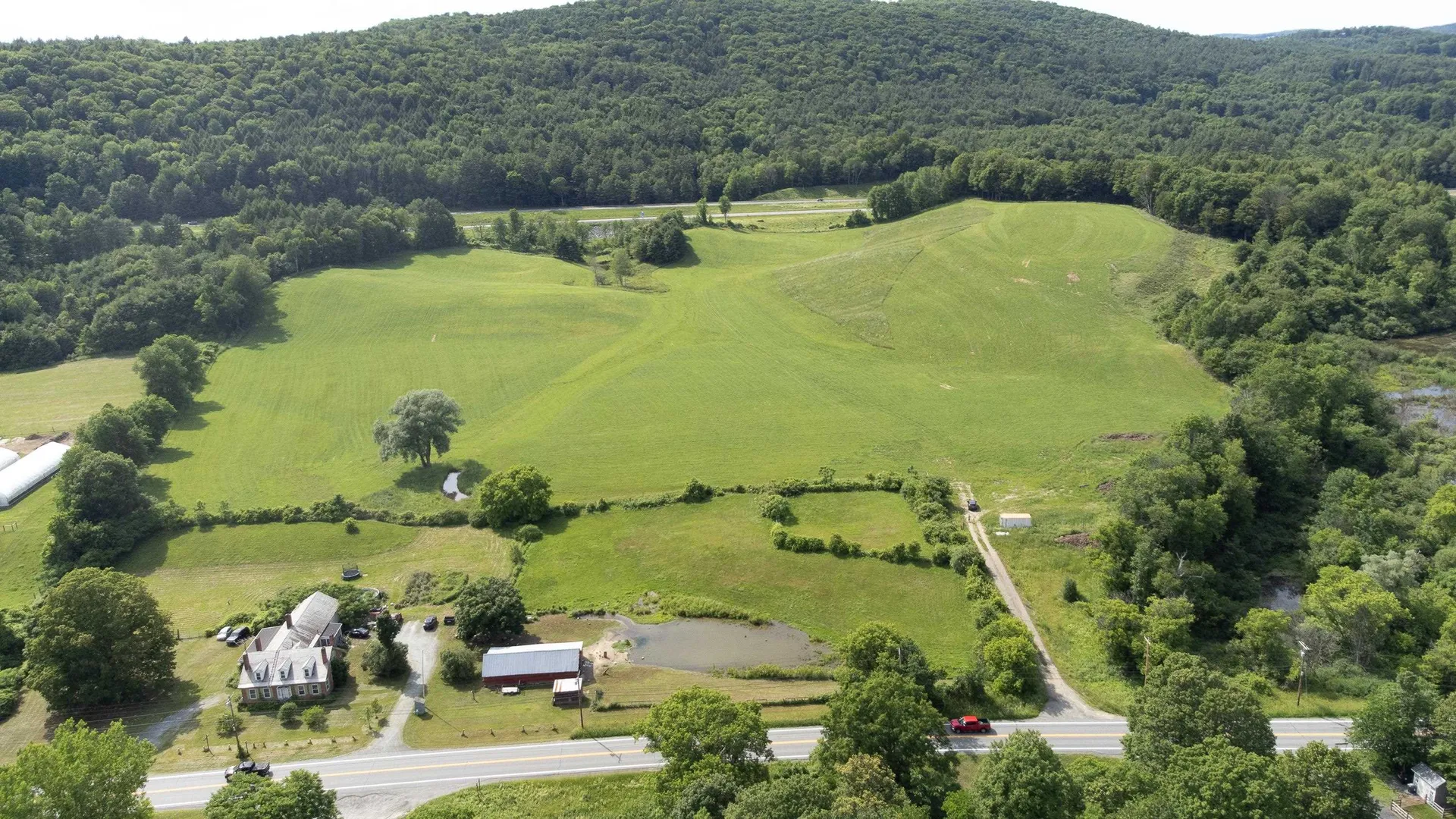 1 Us Route 5 Road Hartland VT 05048