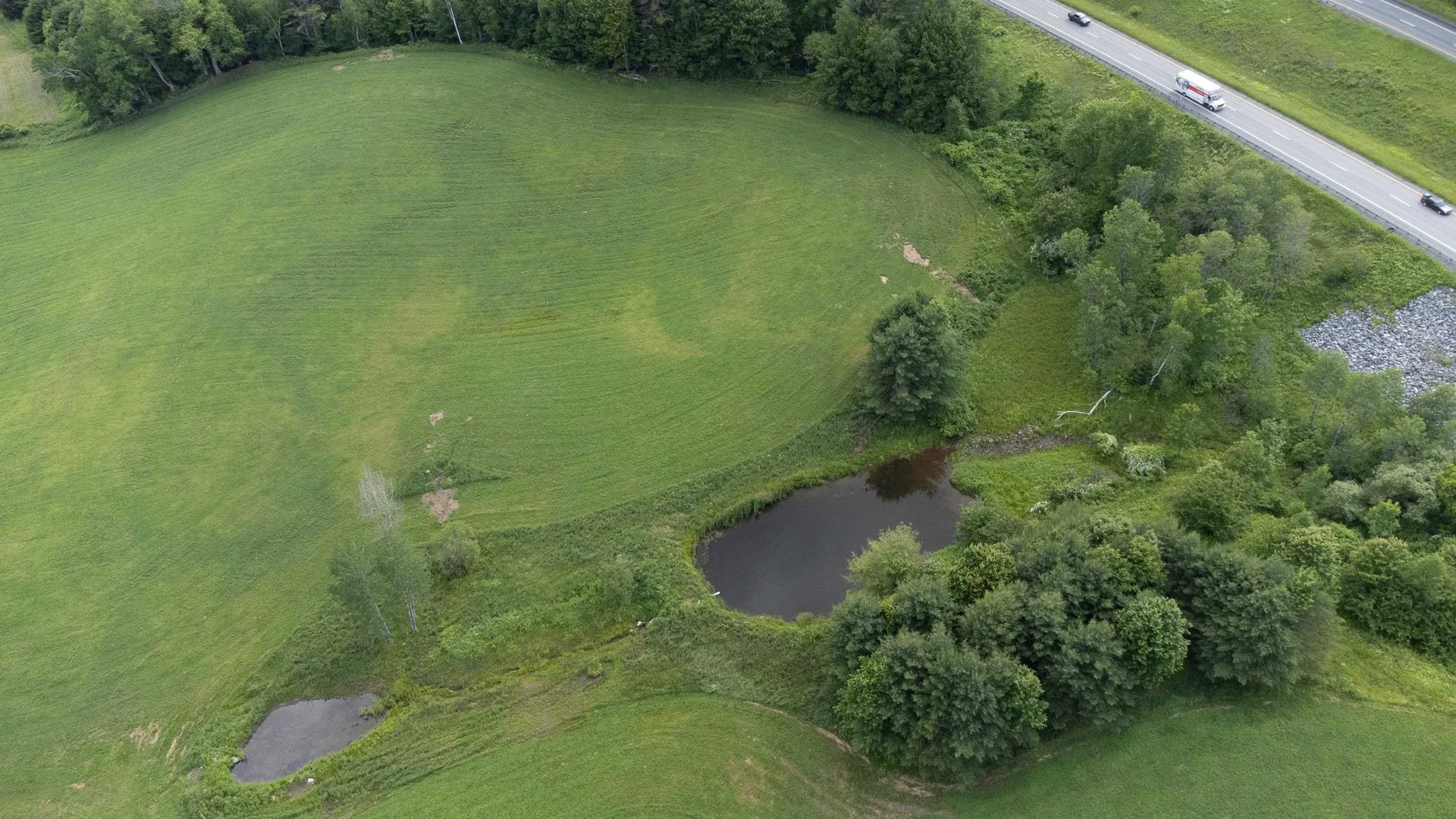 1 Us Route 5 Hartland VT 05048