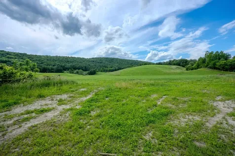 1 Us Route 5 Road Hartland VT 05048