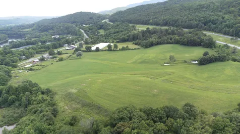 1 Us Route 5 Hartland VT 05048