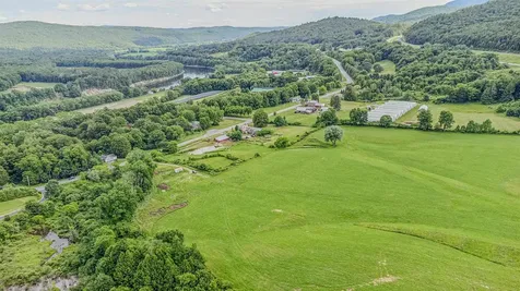 1 Us Route 5 Road Hartland VT 05048