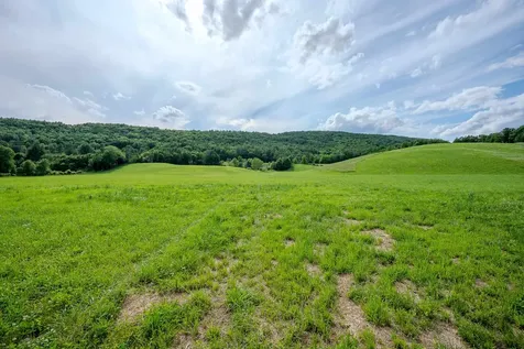 1 Us Route 5 Road Hartland VT 05048