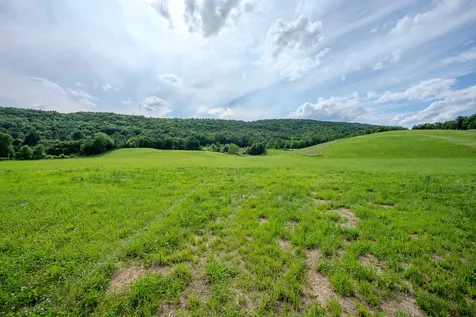 1 Us Route 5 Hartland VT 05048