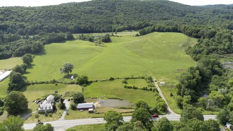 1 Us Route 5 Hartland VT 05048