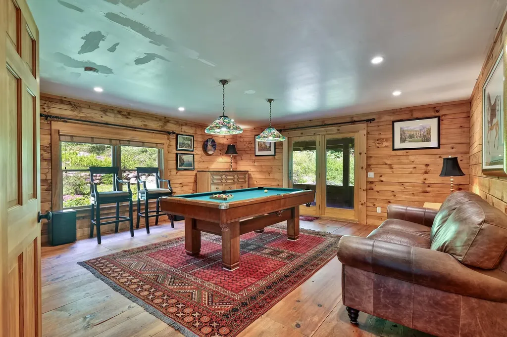 415 Crown Point Road Shrewsbury VT 05738