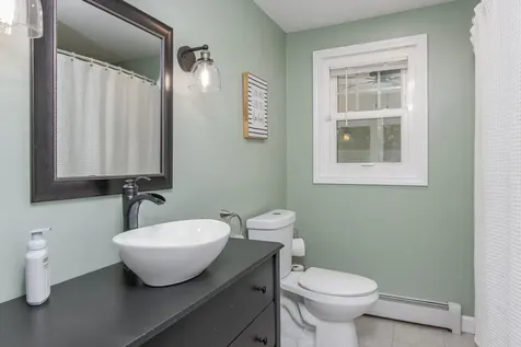 68 Benjamin Street Manchester NH 03109
