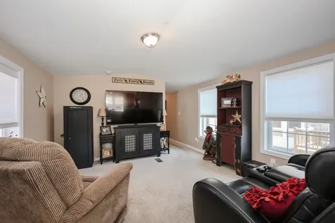 20 Black Forest Road North Hampton NH 03862