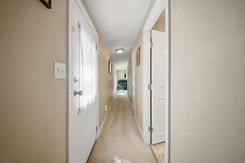 20 Black Forest Road North Hampton NH 03862