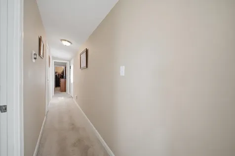 20 Black Forest Road North Hampton NH 03862