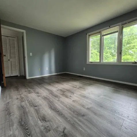 12 Oakwood Drive Claremont NH 03743