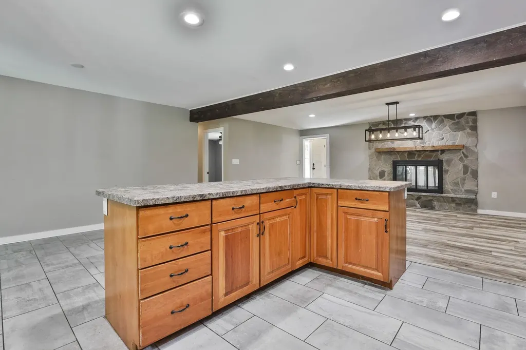 58 Truell Road Hollis NH 03049
