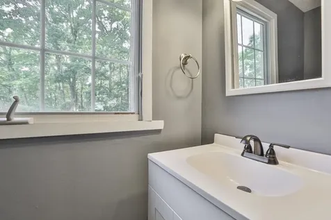58 Truell Road Hollis NH 03049