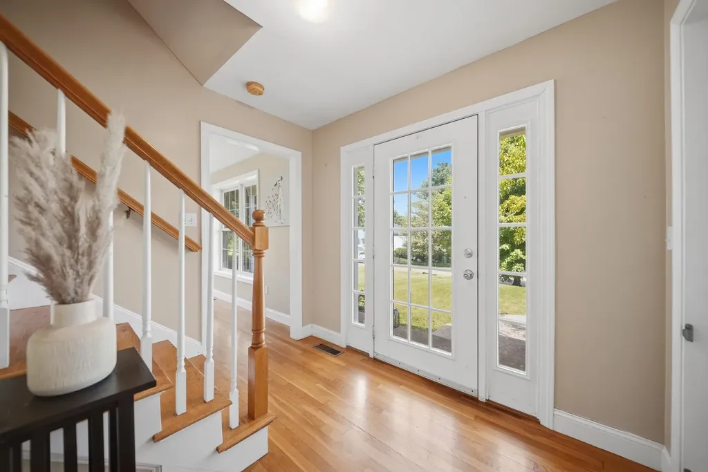 9 Hawk Drive Salem NH 03079