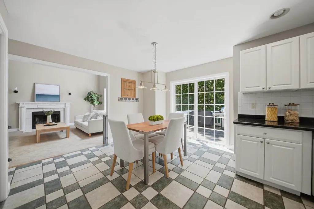 9 Hawk Drive Salem NH 03079