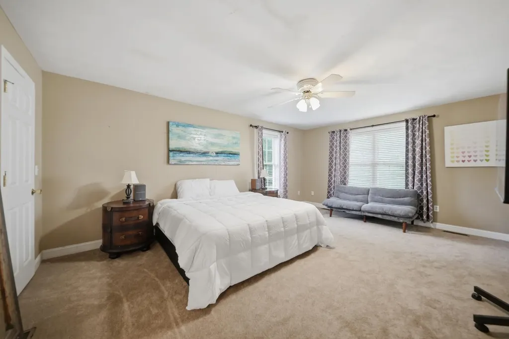 9 Hawk Drive Salem NH 03079