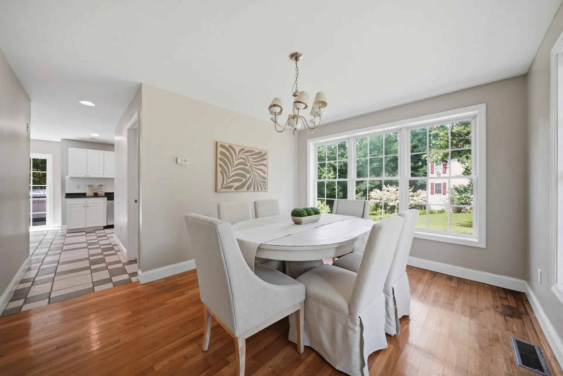 9 Hawk Drive Salem NH 03079