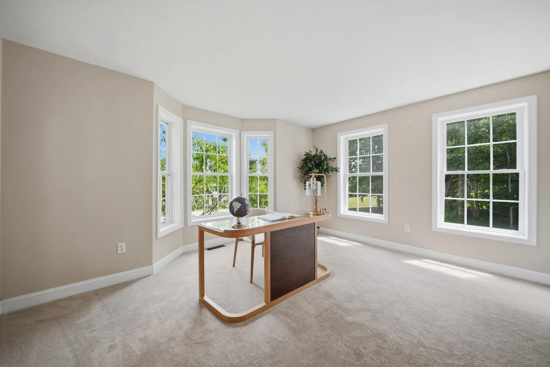 9 Hawk Drive Salem NH 03079
