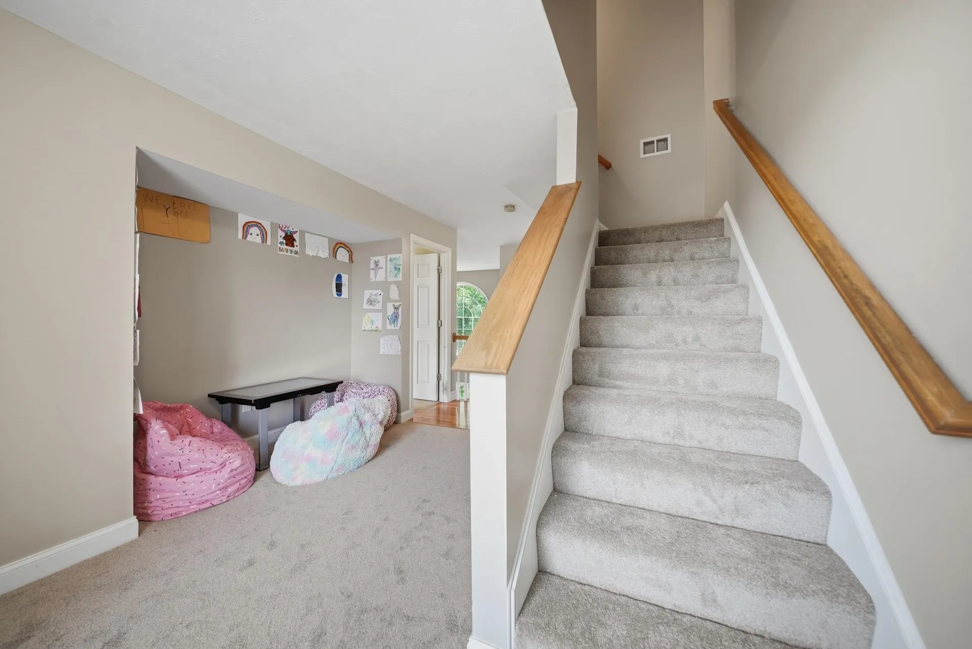 9 Hawk Drive Salem NH 03079