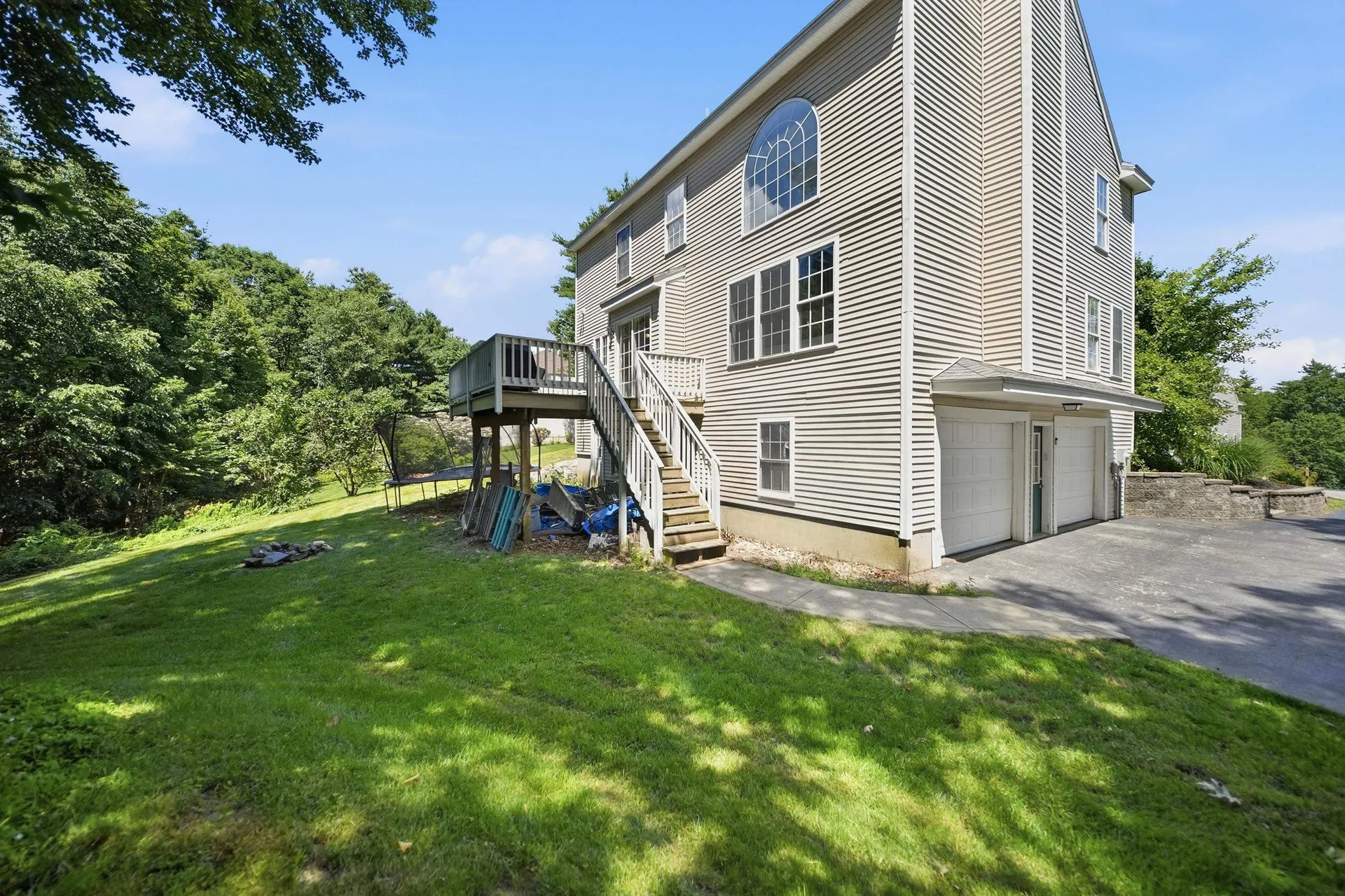 9 Hawk Drive Salem NH 03079