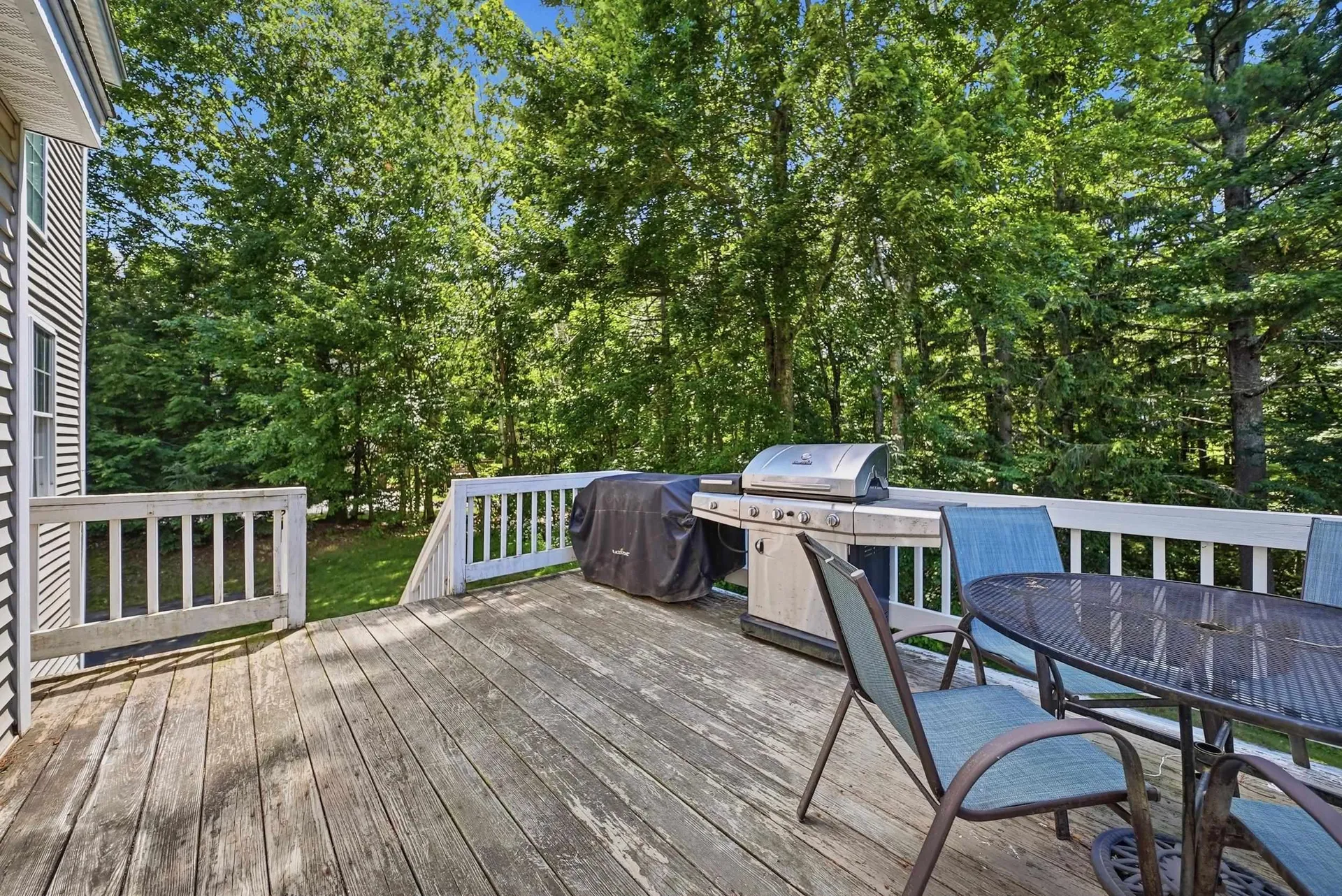 9 Hawk Drive Salem NH 03079